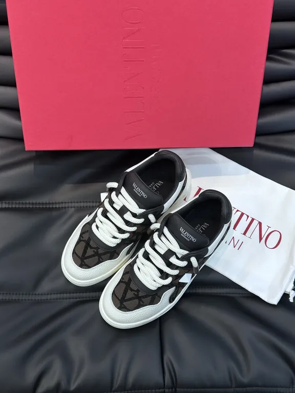 Valentino Shoe 